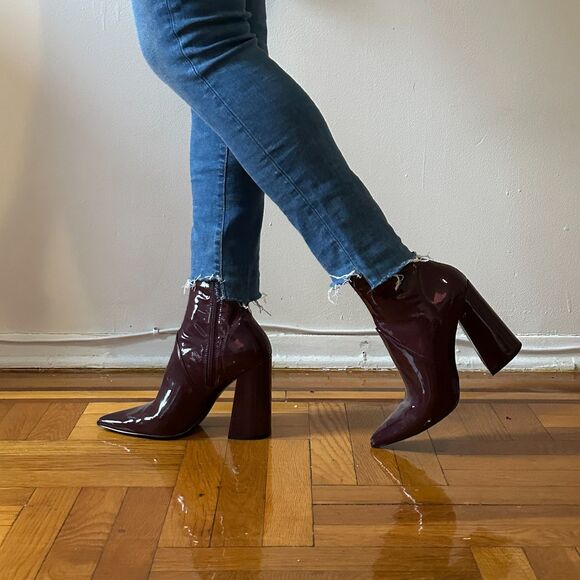 Steve Madden Slade Burgundy Patent Sock Ankle Bootie 11US - Picture 1 of 8